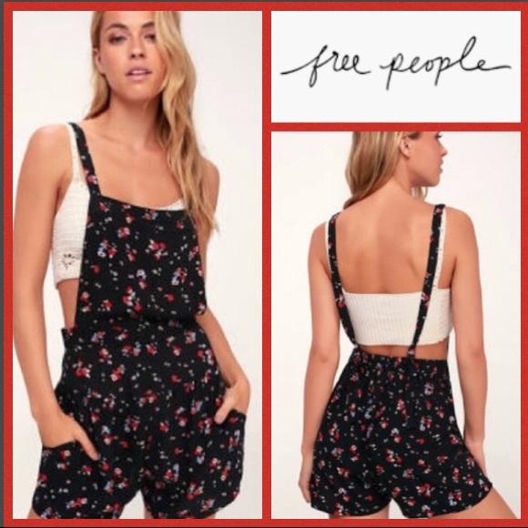 Free People Pants - 🌸Free People SWEET IN THE STREETS SHORT OVERALLS